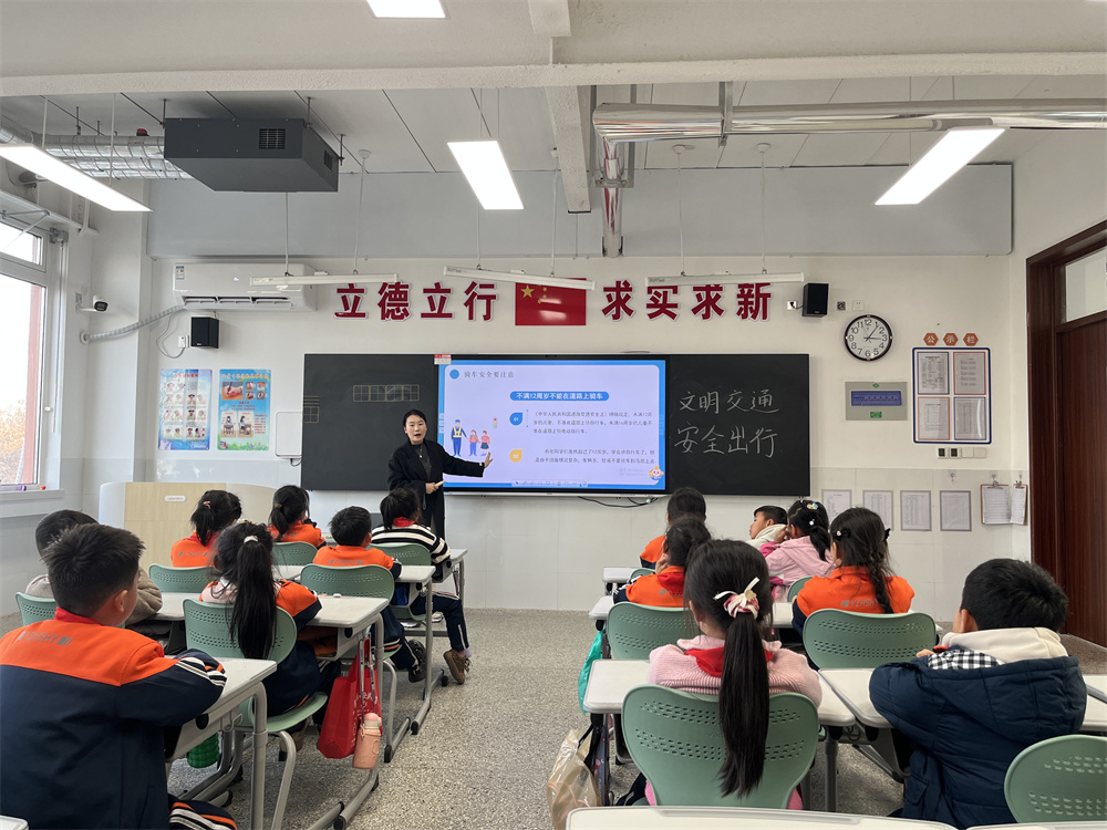 高铁4.jpg